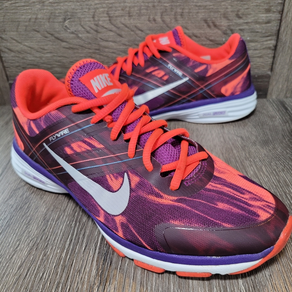 Nike Dual Fusion Flywire Orange/Purple. Size 7